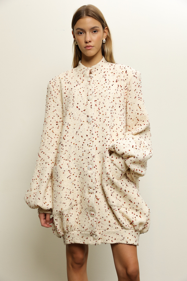 BEIGE WOOL COCOON COAT WITH BURGUNDY FRECKLES