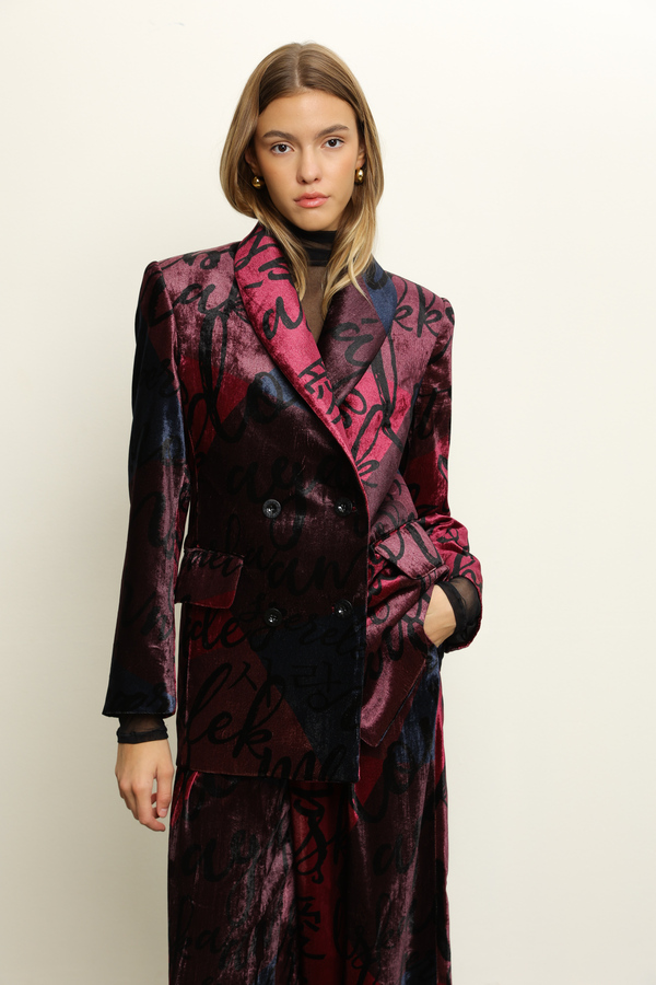 LOVE PATTERN BURGUNDY PLUSH BLAZER
