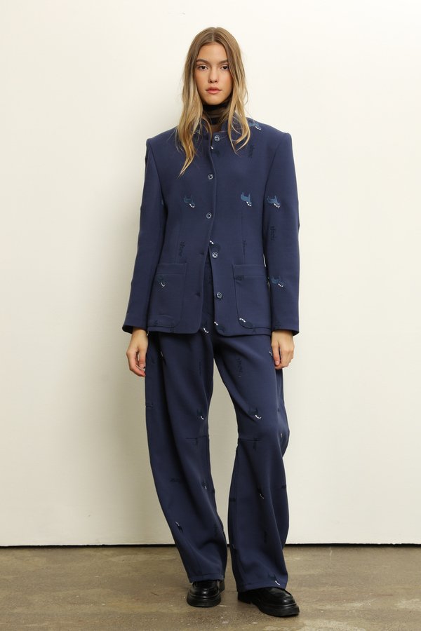 NAVY BLUE SUIT WITH EMBROIDERED HORSES