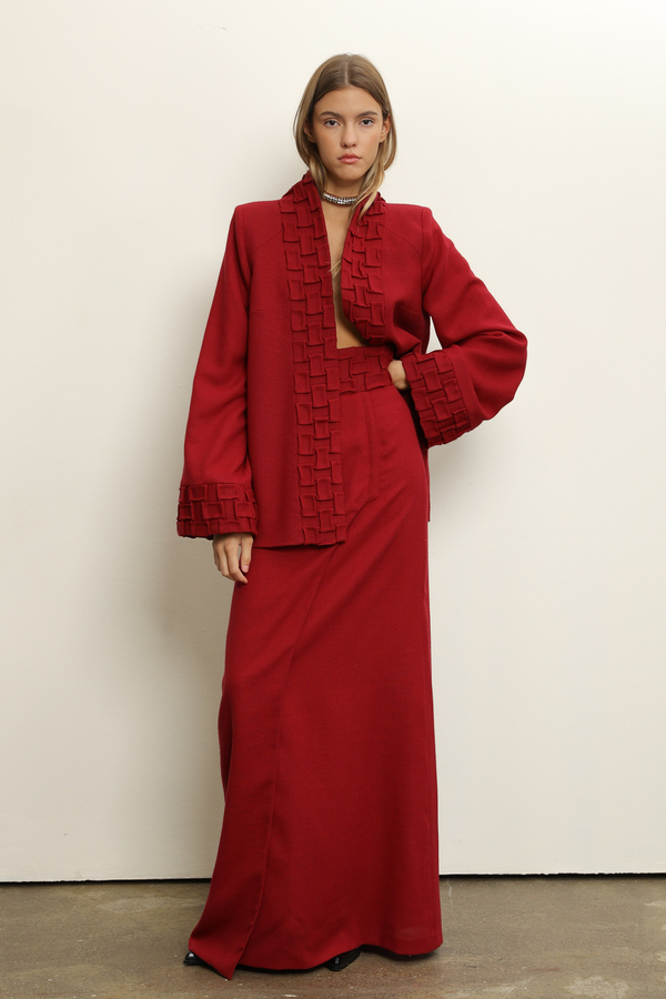 WOOL BURGUNDY SKIRT WITH PLEATED DETAILS
